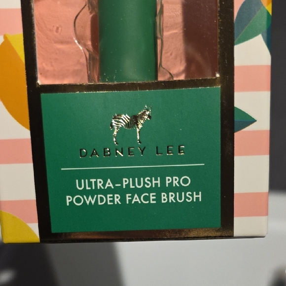 Dabney Lee Green and Gold Makeup Brush Set - Picture 2 of 9